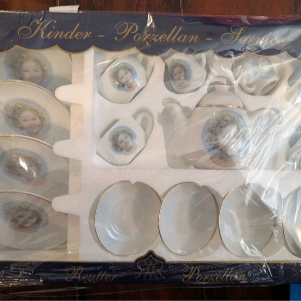 Shirley Temple Porclein Child's Tea Set, made in Germany by Reutter. (Bin #9)